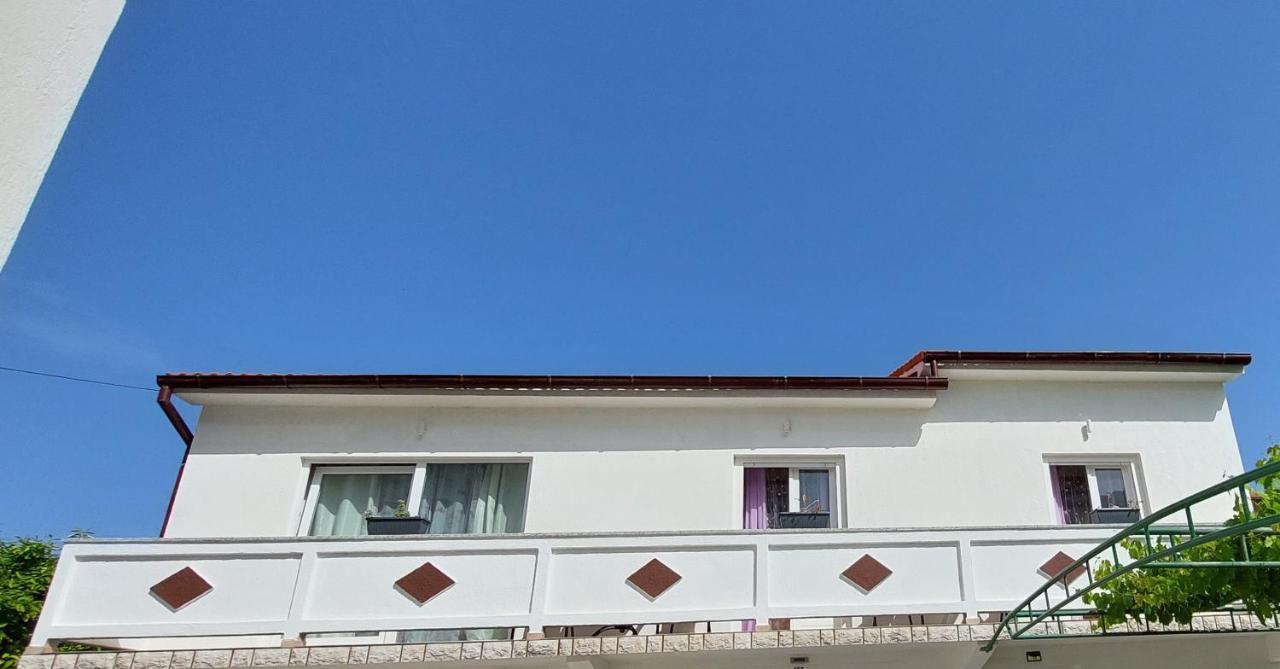 Apartman Sanja Kampor Екстер'єр фото