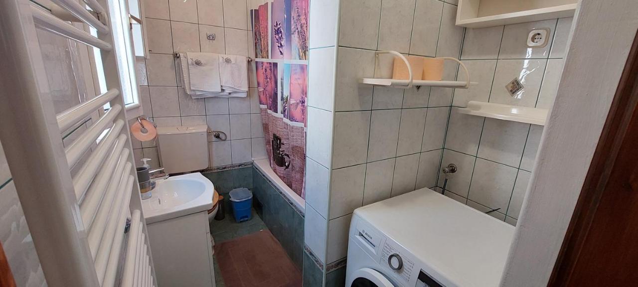 Apartman Sanja Kampor Екстер'єр фото